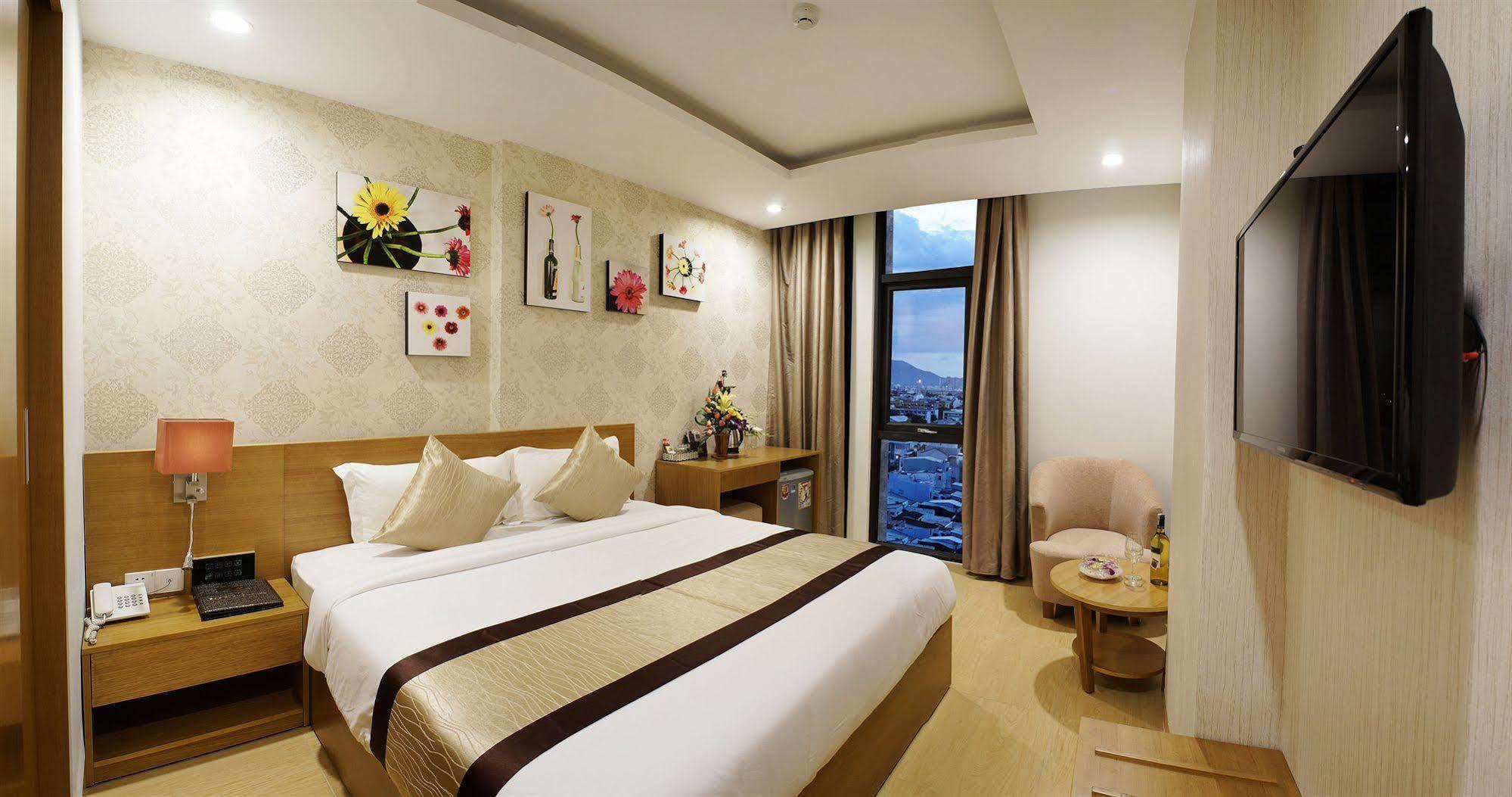 Bac Cuong Hotel Da Nang Exteriör bild