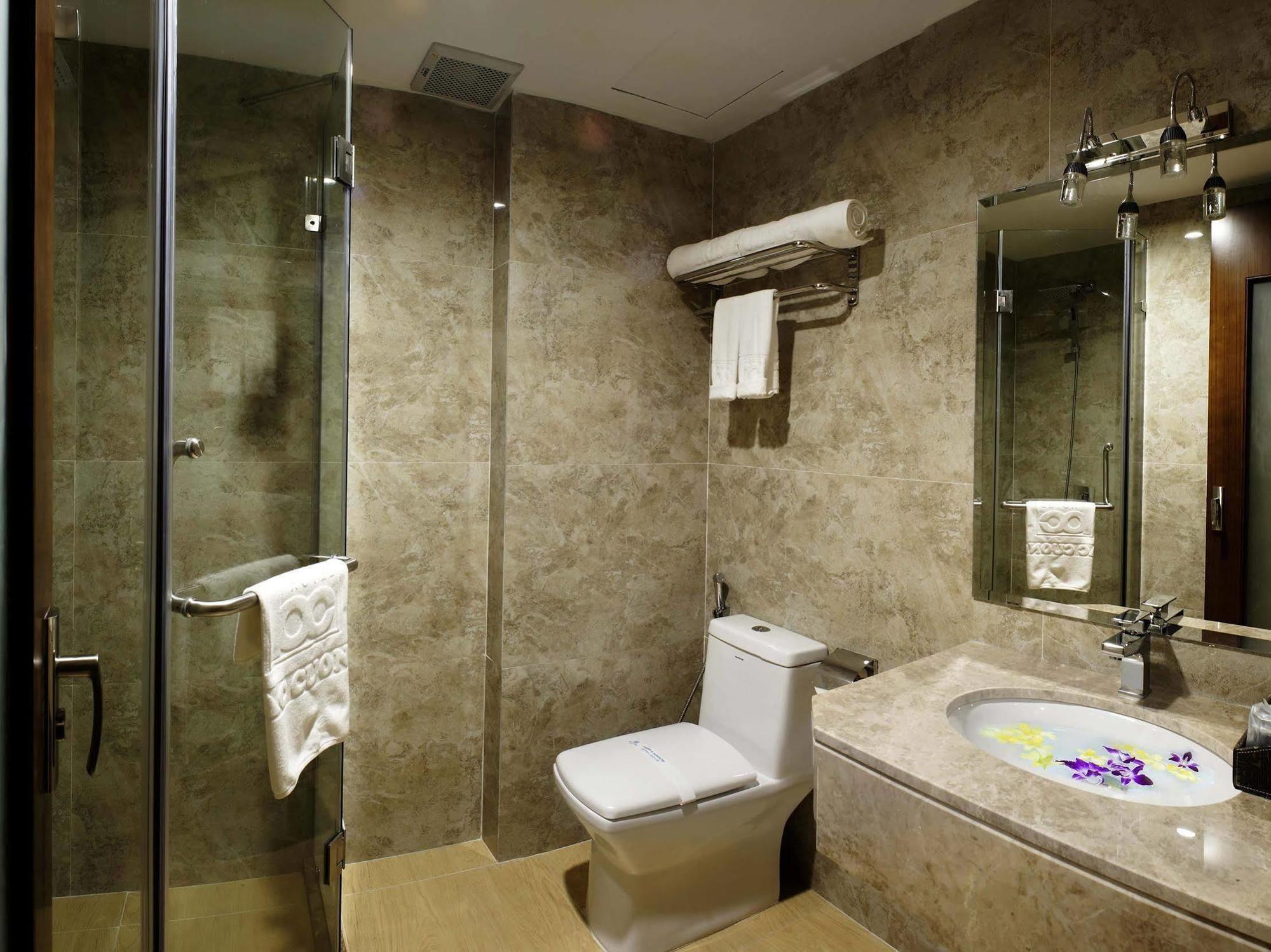 Bac Cuong Hotel Da Nang Exteriör bild