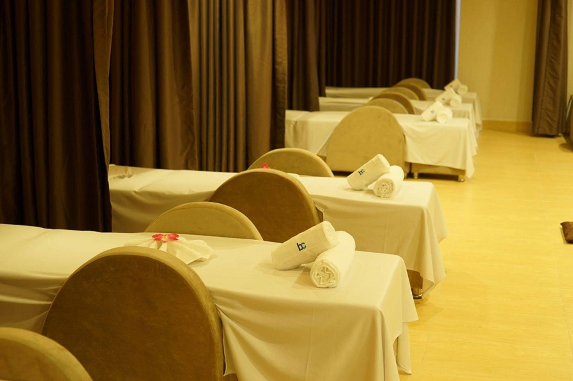 Bac Cuong Hotel Da Nang Exteriör bild