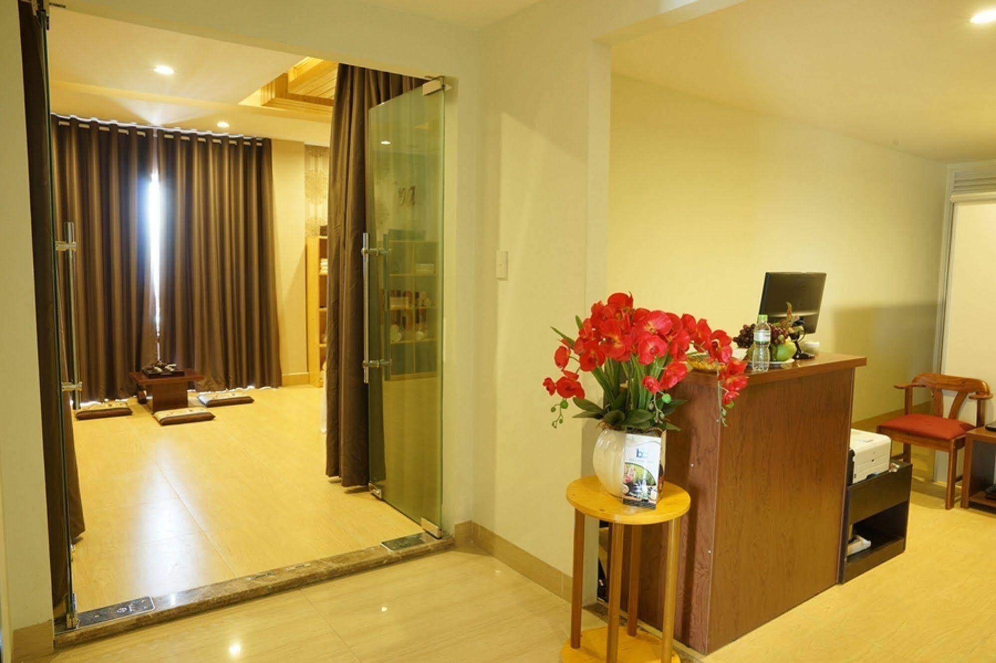Bac Cuong Hotel Da Nang Exteriör bild